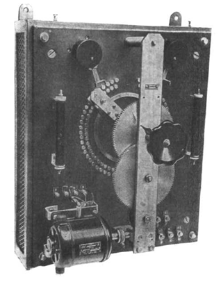 Шунтовой реостат типа РВМ-1 со снятым колпаком