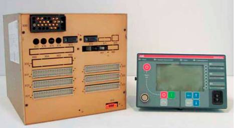 Базовое устройство и устройство HMI терминала REF542plus